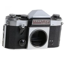 FÉNYKÉPEZGŐÉP ANALÓG - PRAKTICA SUPER TL