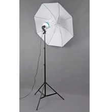 P&V Folyamatos fényű fotó izzós ernyős szett - 200W/800W (5500K)