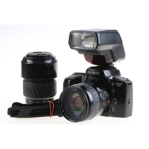 MINOLTA Analóg kezdőszett (Váz - 2 objektív - vaku)